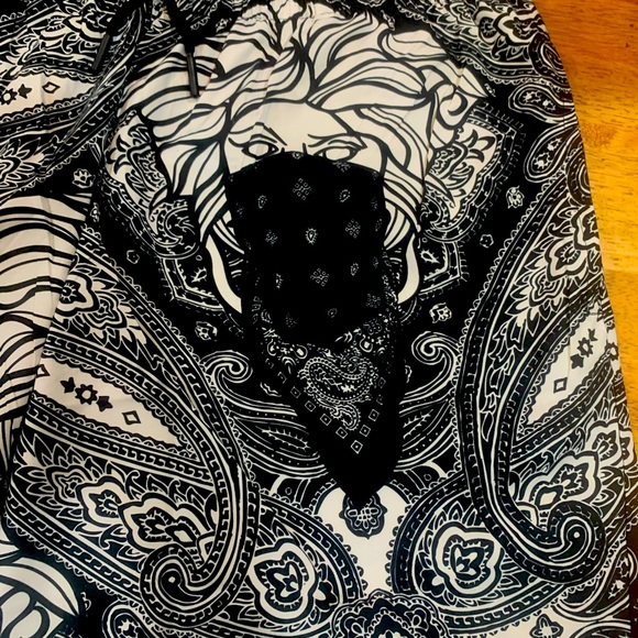 Crooks Castle Designer Drip Basketball Shorts - Picture 3 of 8